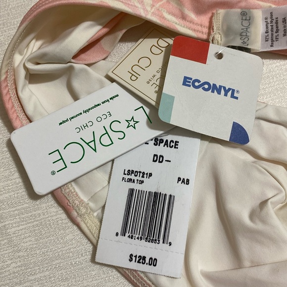 L*SPACE Women's FLORA TOP Bikini Top Size DD - Picture 7 of 11